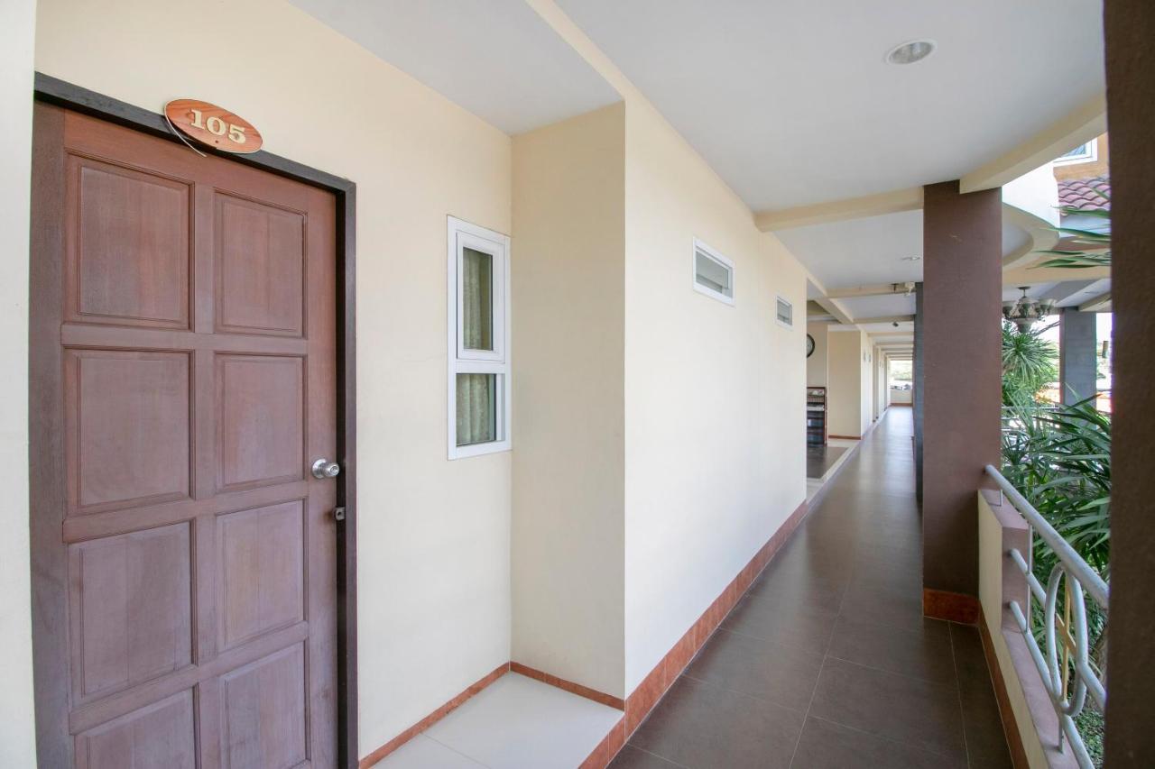 Oyo 75387 4 Men Court Nong Prue Exterior foto